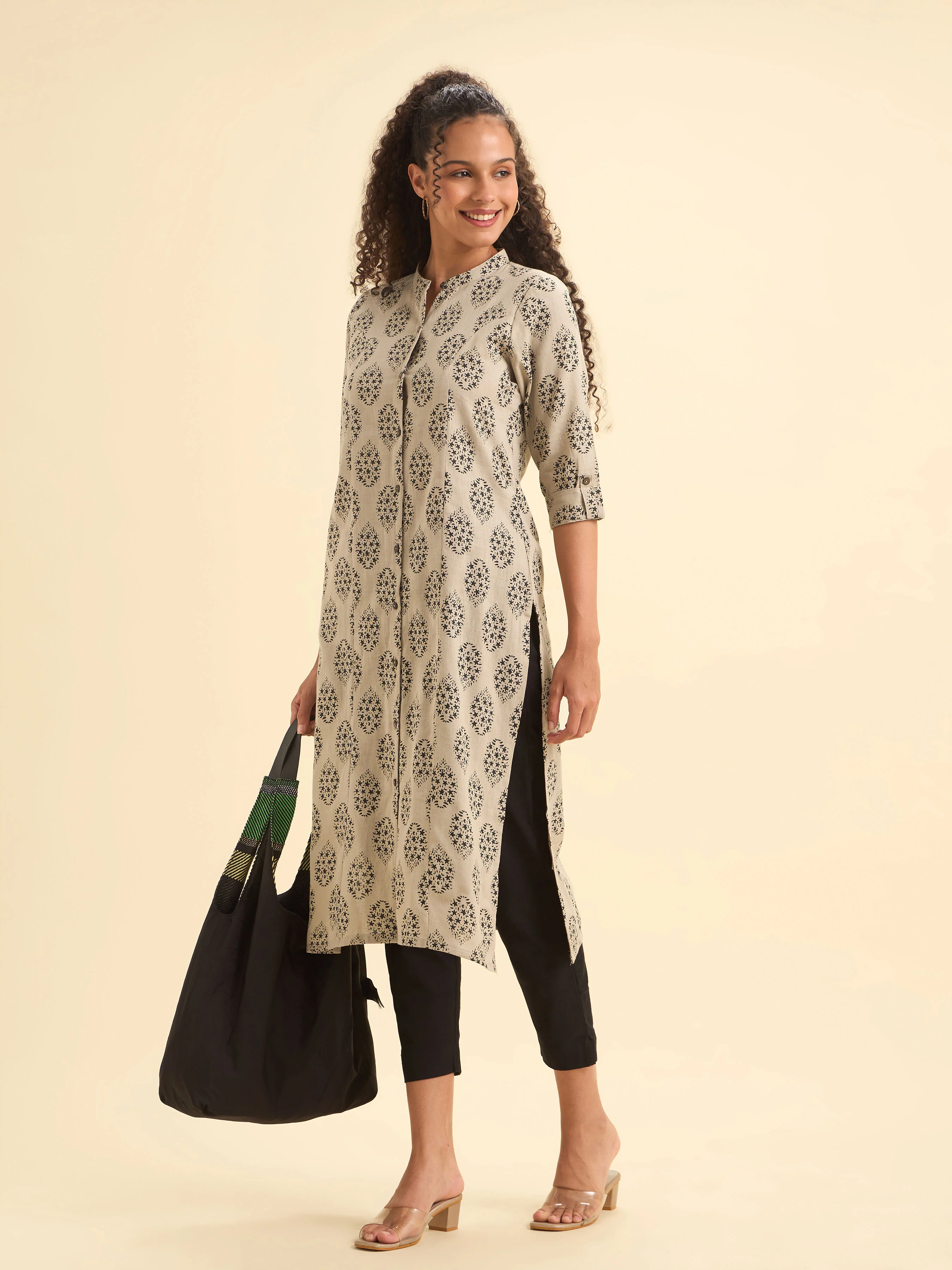 Beige Black Colour Cotton Flax Printed Slitted Kurti With Placket - Image 4