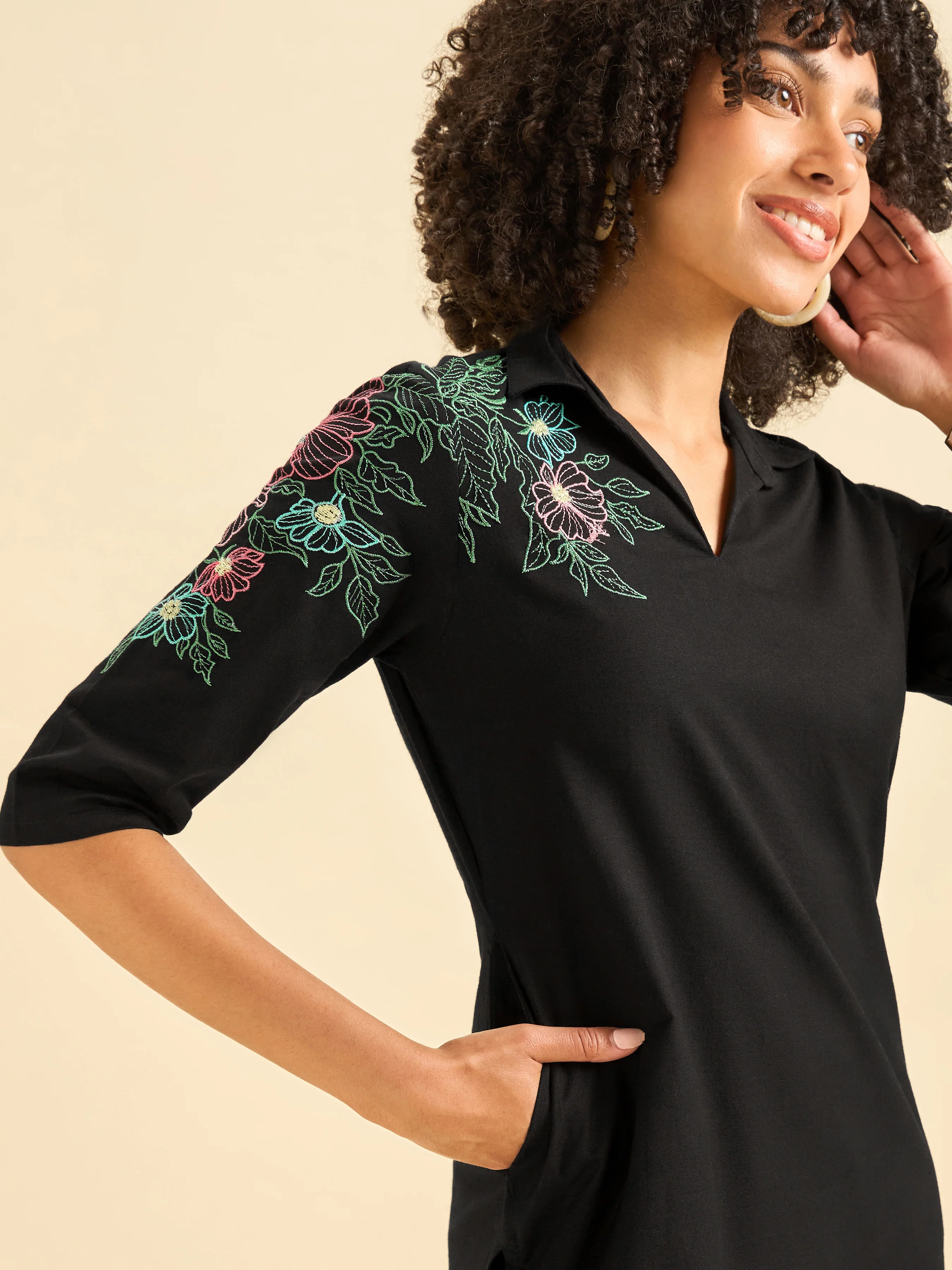 Black Cotton Flax Plain Slited Kurti With Embroidery - Image 3