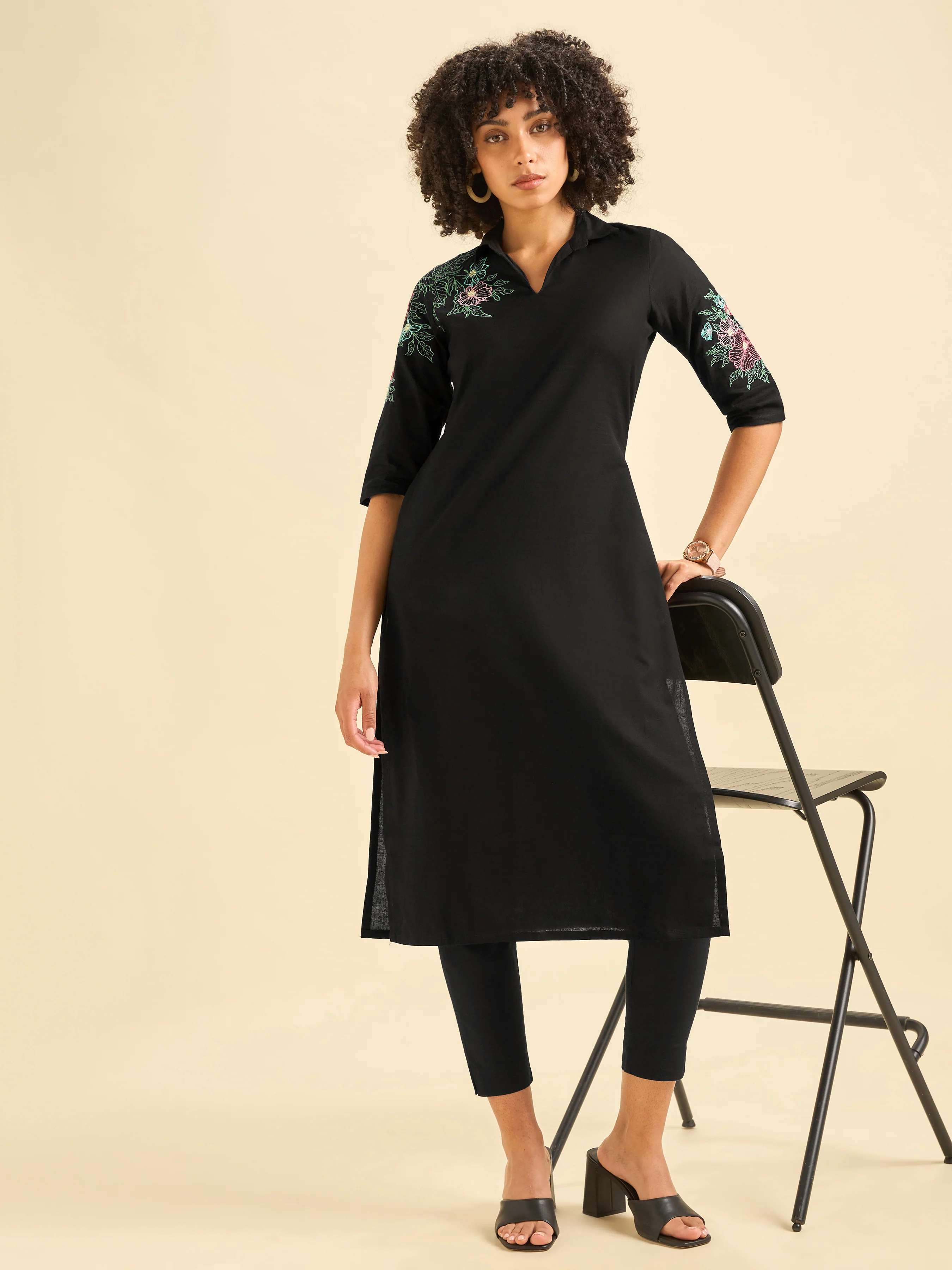 Black Cotton Flax Plain Slited Kurti With Embroidery - Image 4