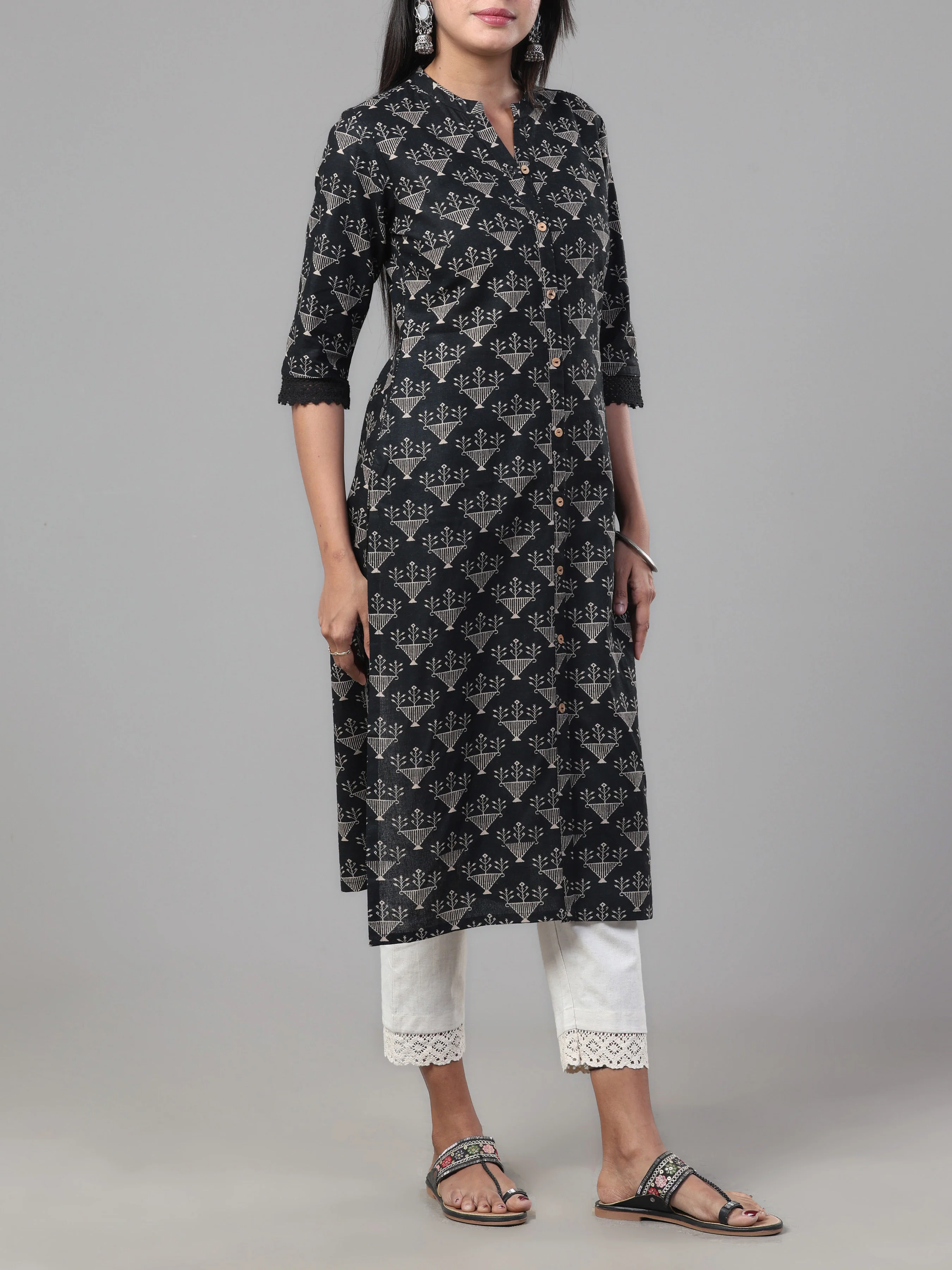 Black Cotton Flax Printed Kurti With Lace Detailing - Image 3