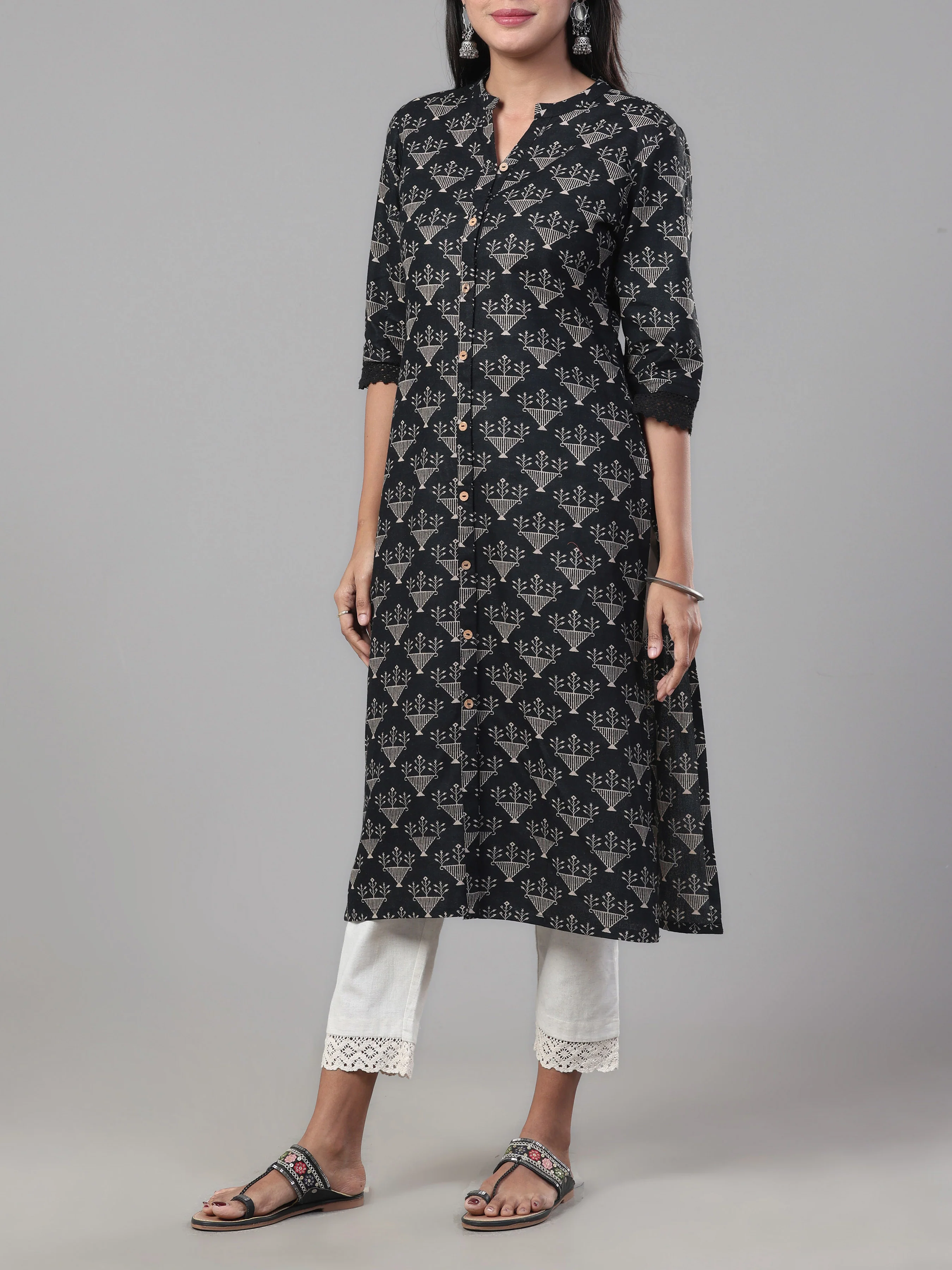 Black Cotton Flax Printed Kurti With Lace Detailing - Image 4