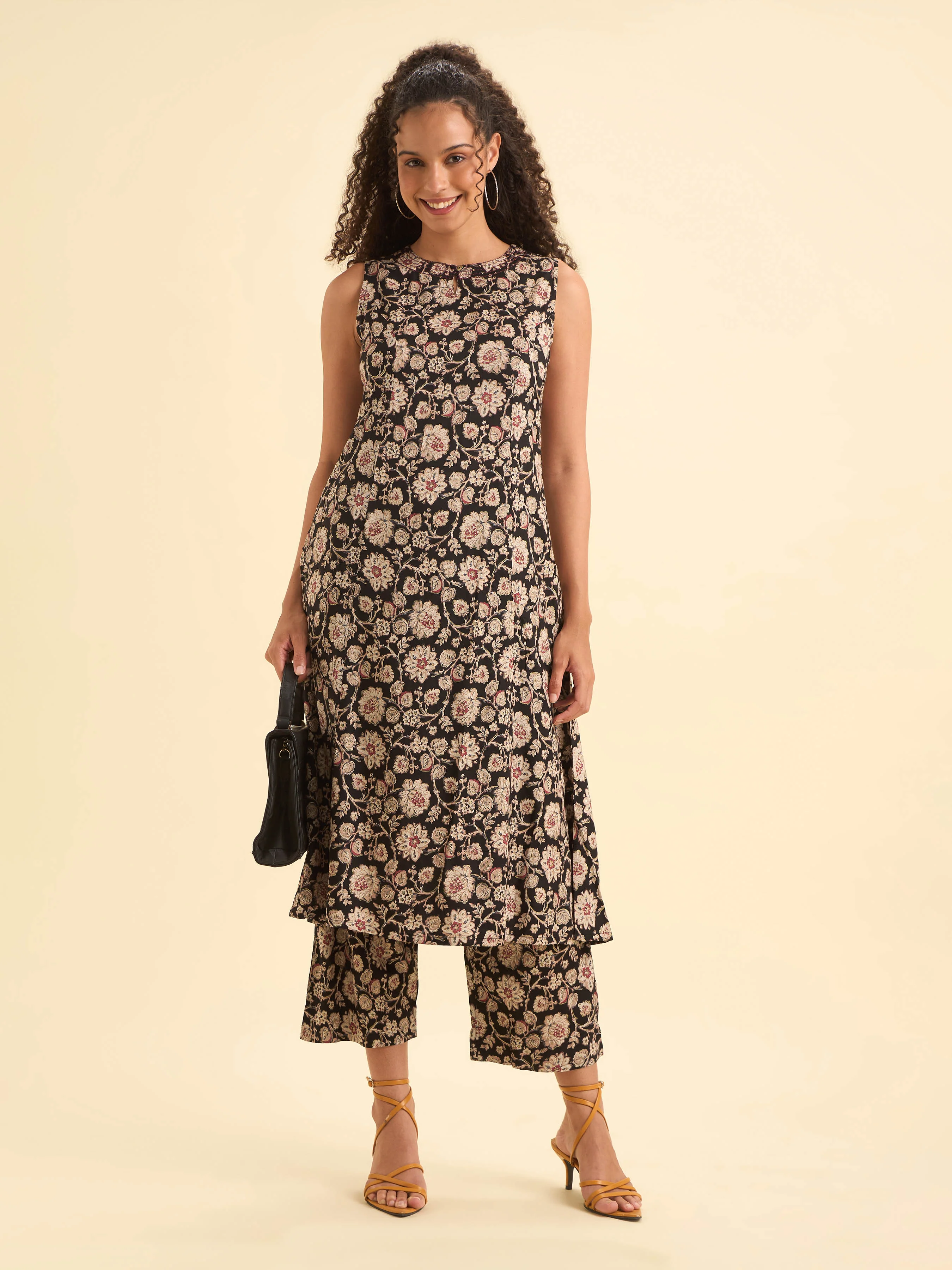 Black Multi Colour Viscose Print Flared Kurti Set With Princesscut And Sequins Work - Image 3