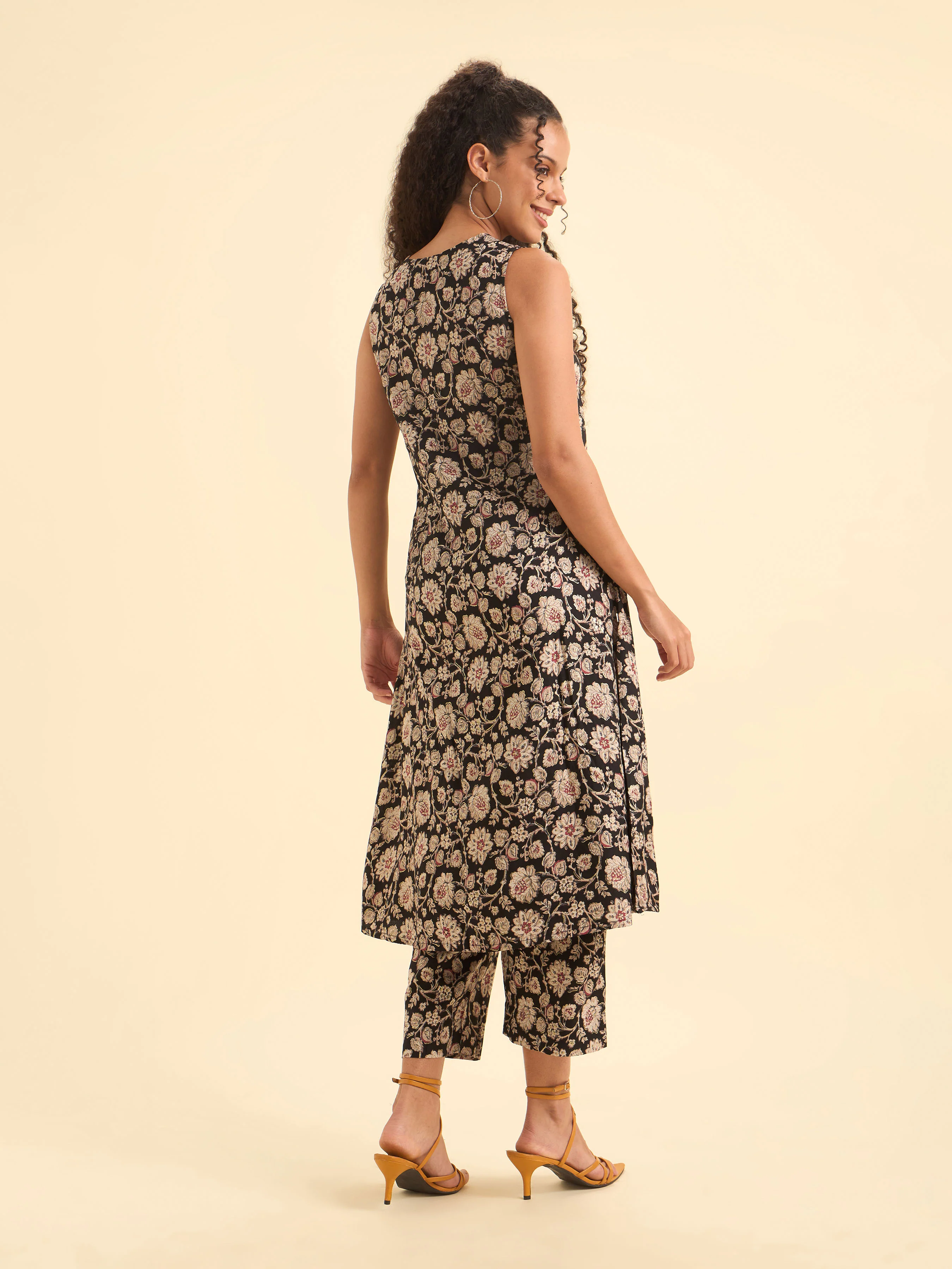 Black Multi Colour Viscose Print Flared Kurti Set With Princesscut And Sequins Work - Image 6