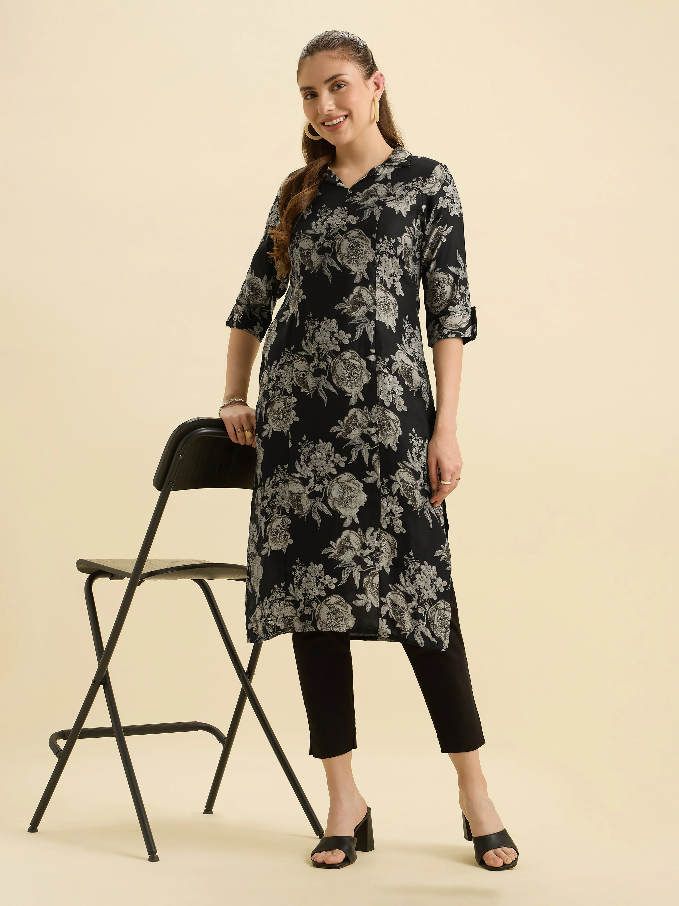 Black Ploy Viscose Flared Printed Kurti With Princesscut - Image 6