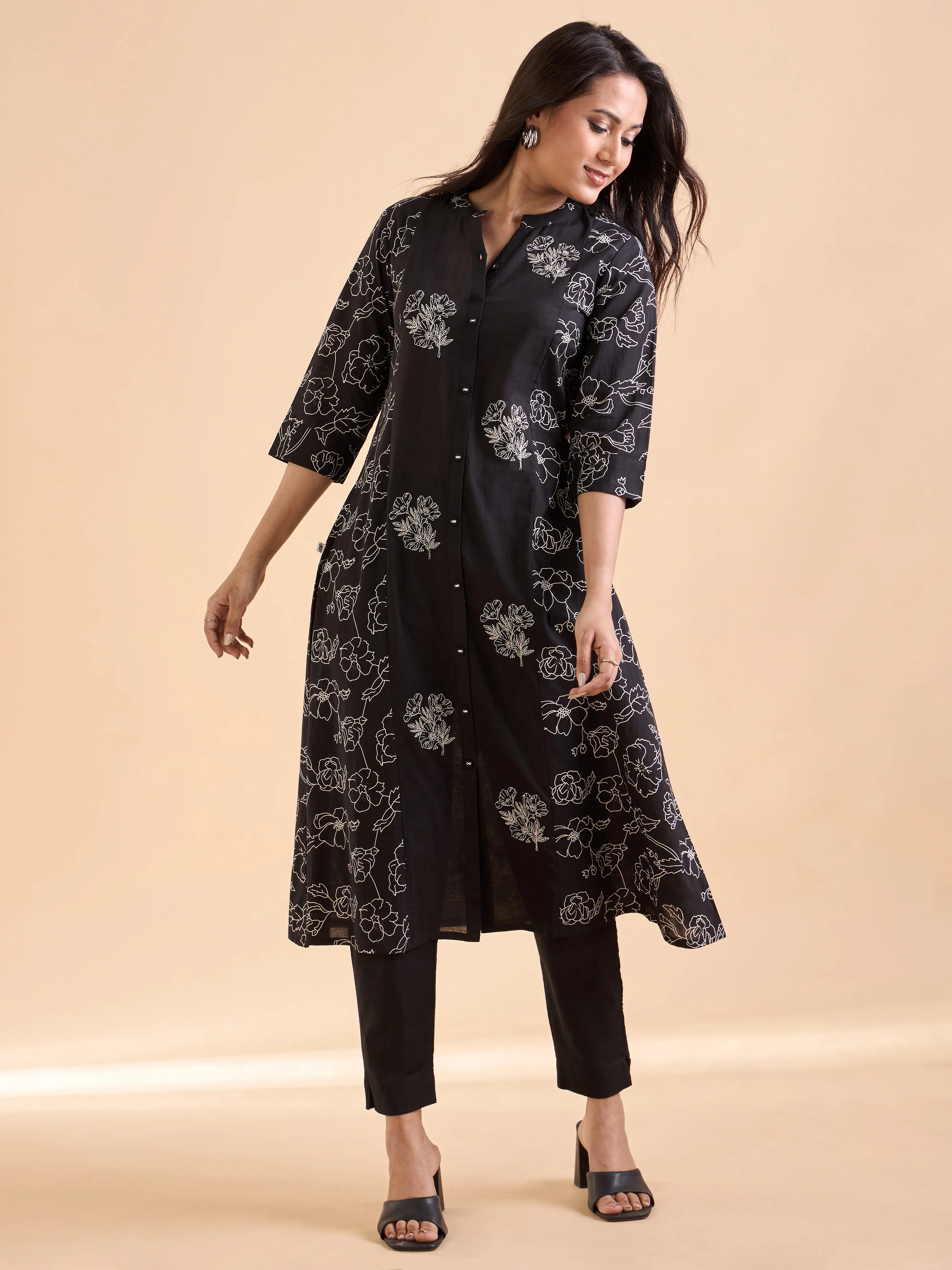 Black Pure Cotton Printed Kurti - Image 3