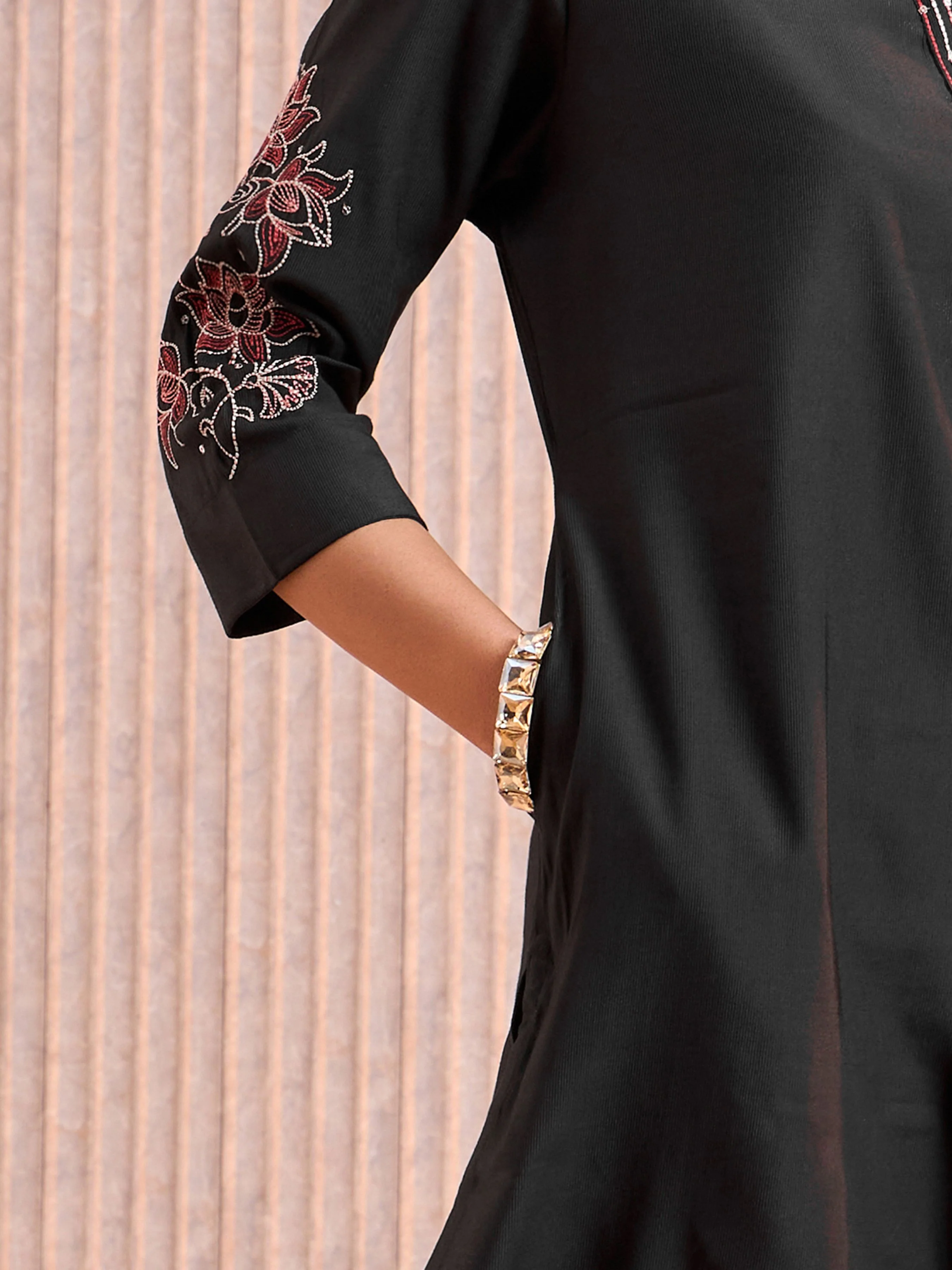 Black Viscose Plain Kurti With Embroidery& Sequins Work - Image 5