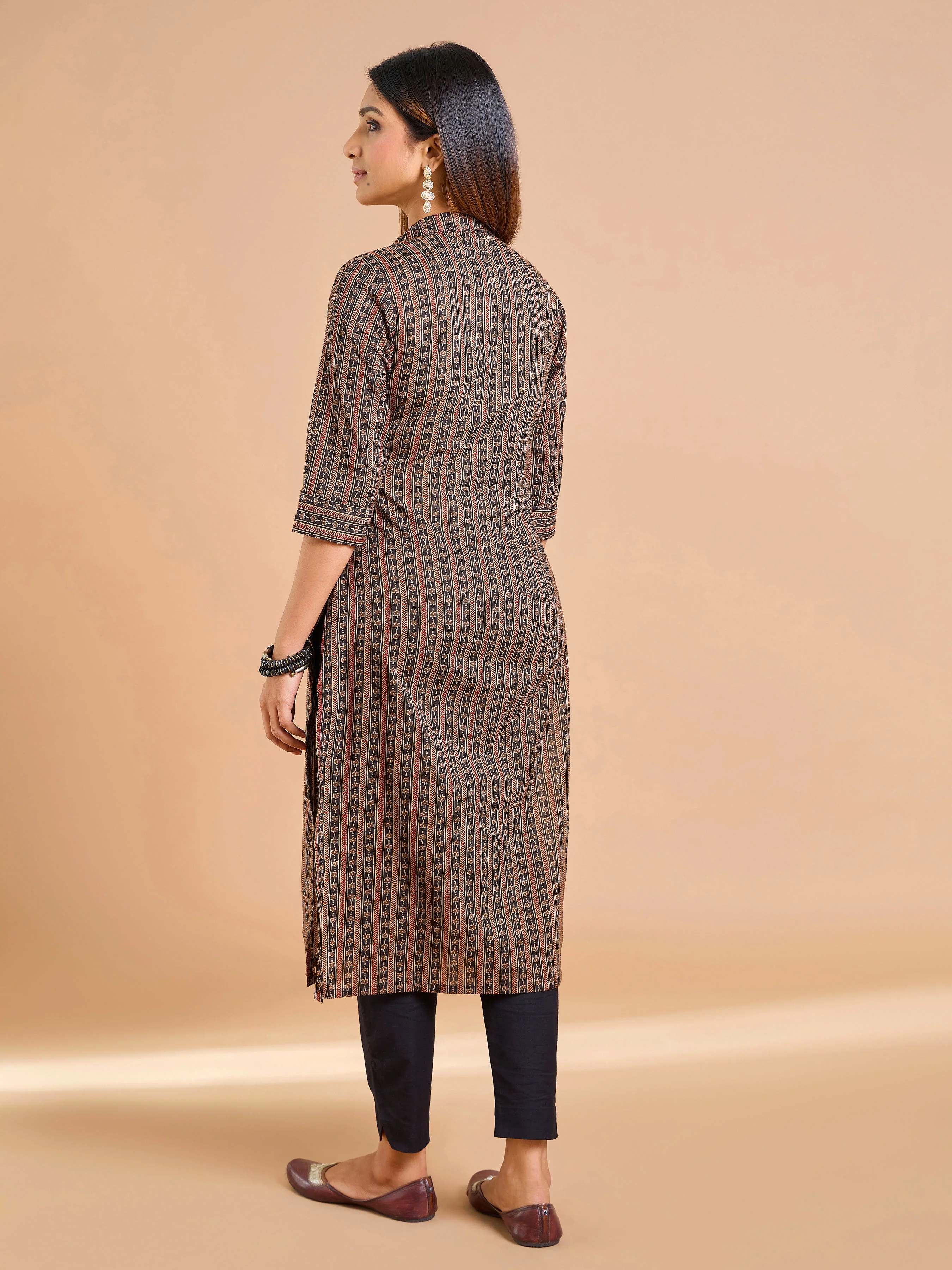 Coffee Brown Pure Cotton Kurti With Print - Image 5
