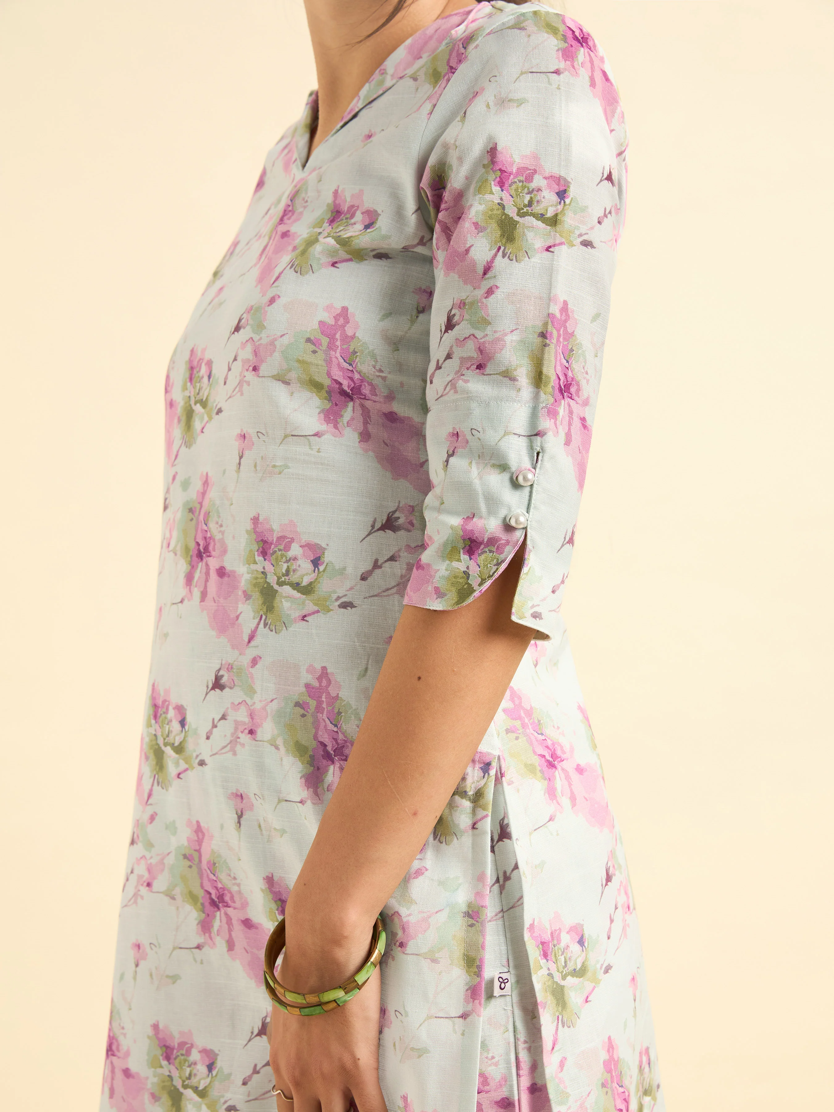 Ivory And Blue Cotton Flax Printed Kurti With Bottom - Image 5