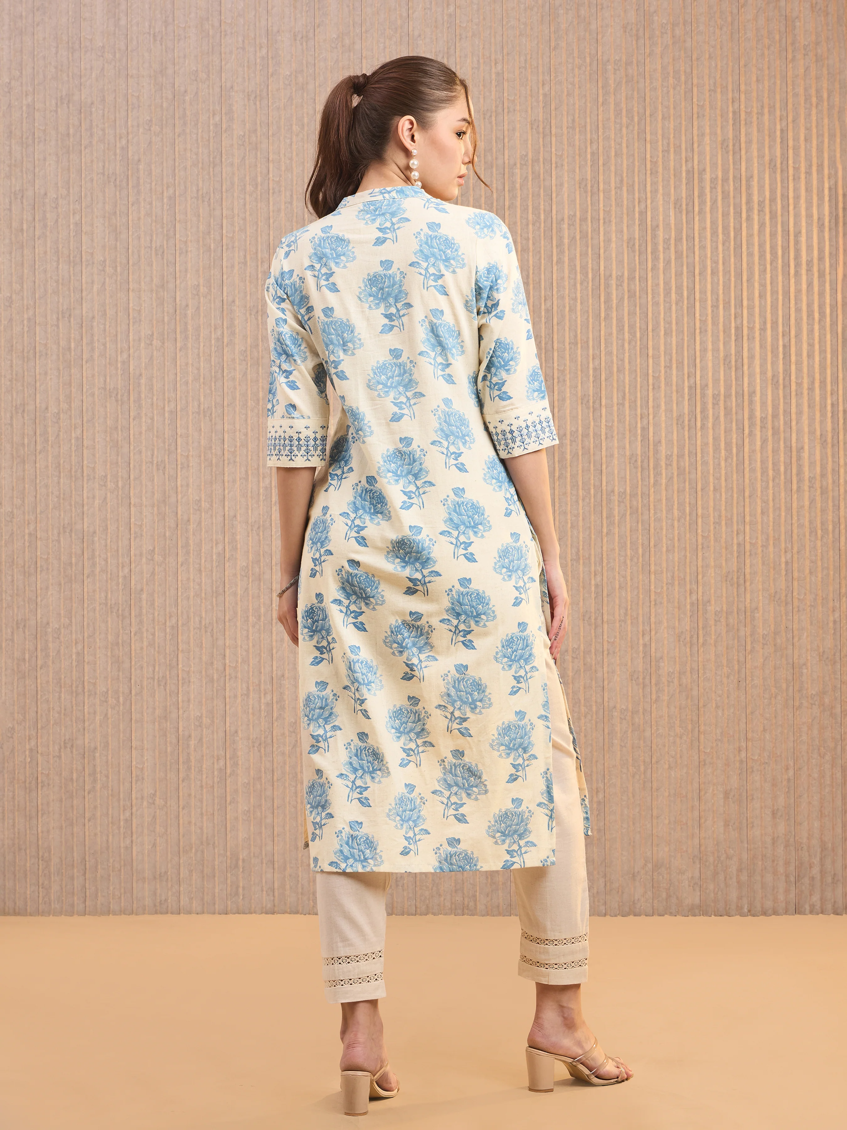 Ivory And Blue Cotton Flax Traditional Printed Kurti - Image 6