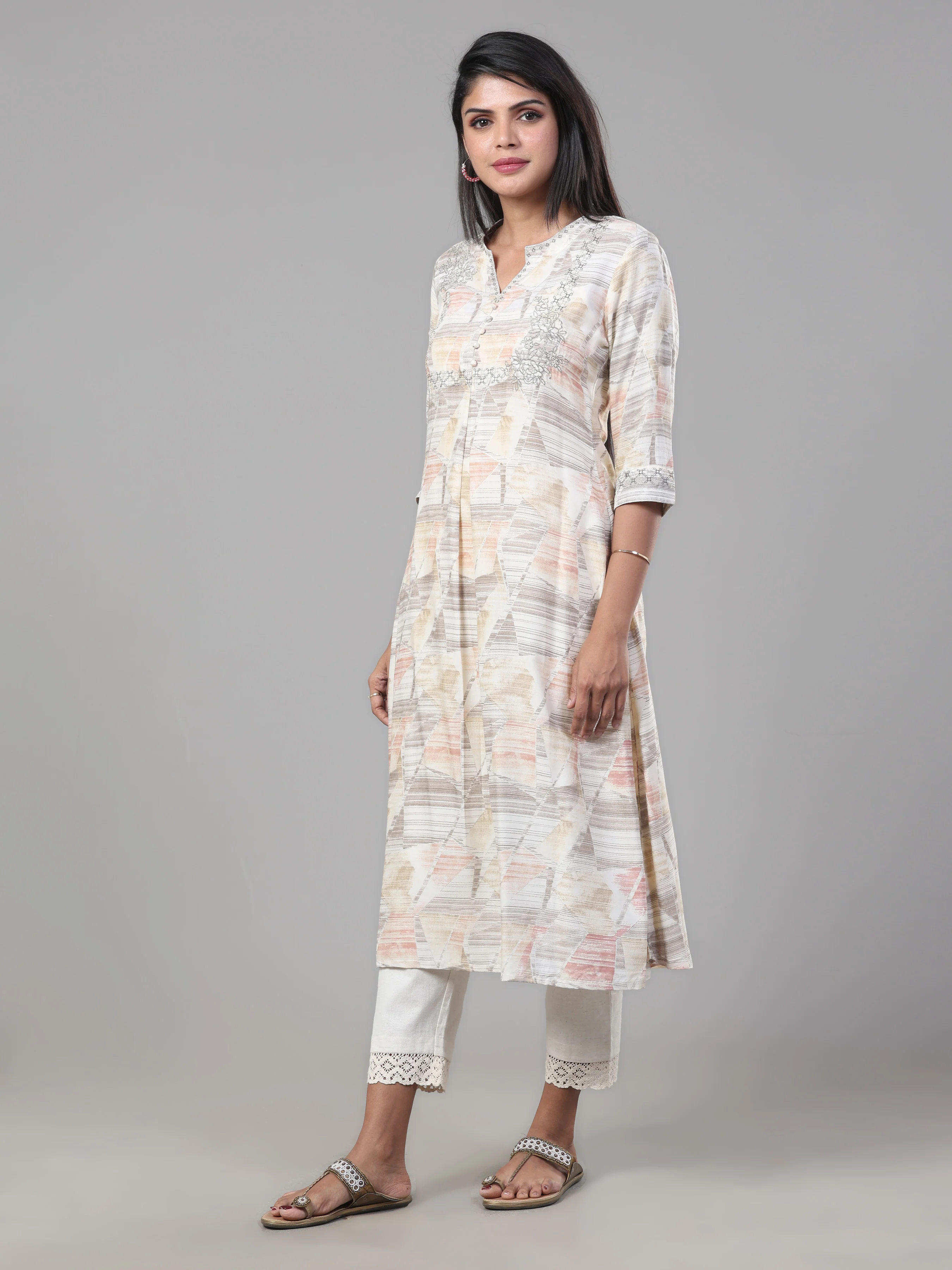Ivory And Grey Modal Silk Printed Kurti With Embroidery - Image 3