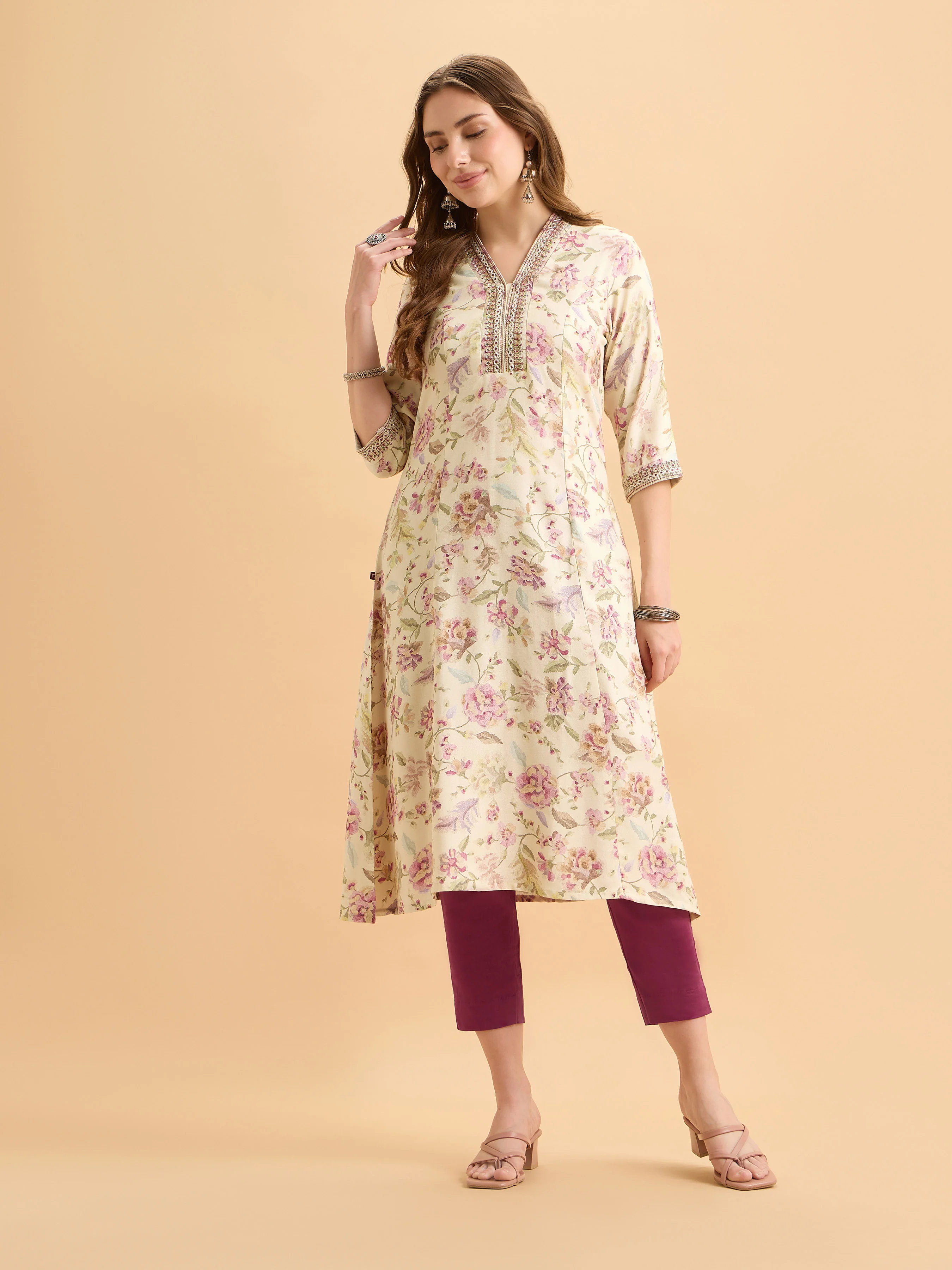 Ivory Multi Colour Viscose Shimmer Printed Kurti Set With Embroidery Hand Work