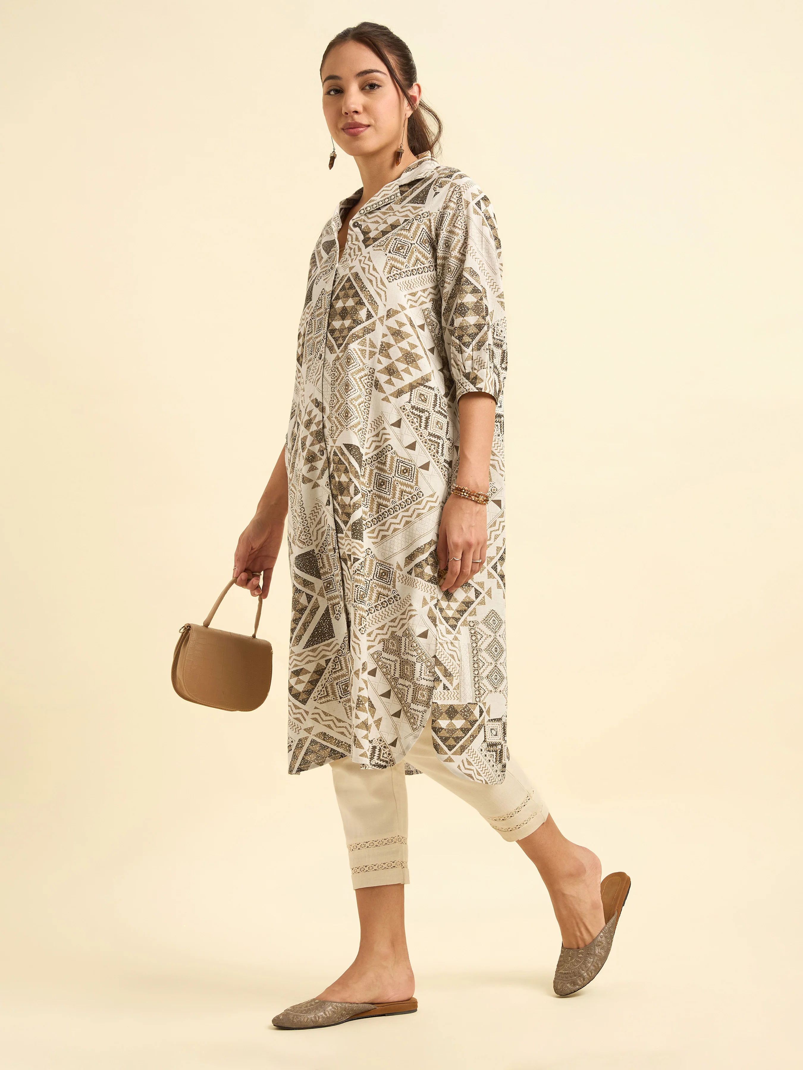 Ivory Multi Cotton Flax Printed Flared Kurti With Relaxed Fit - Image 5