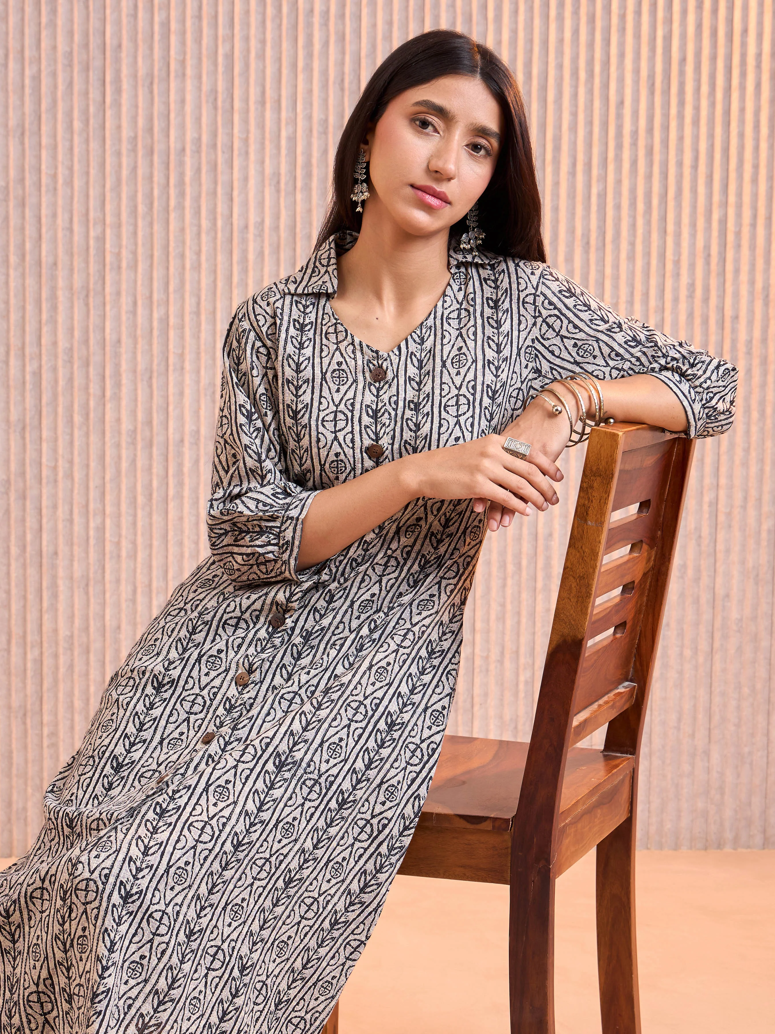 Light Grey Cotton Printed Flared Kurti - Image 3