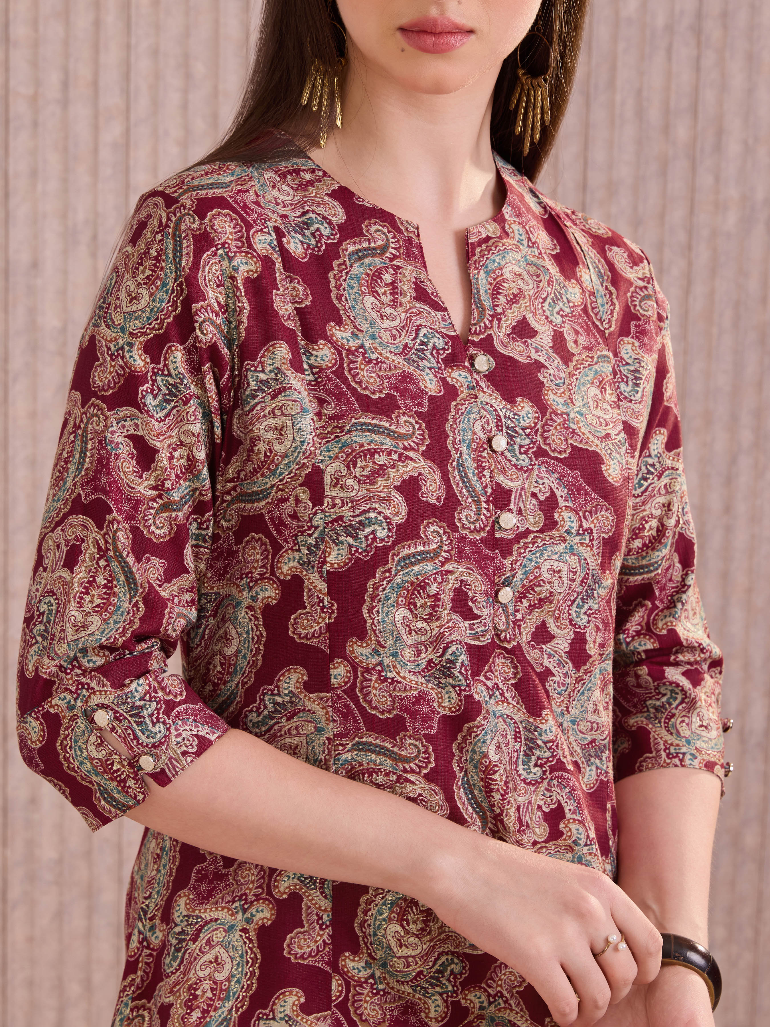 Maroon Viscose Blend Printed Kurti - Image 2