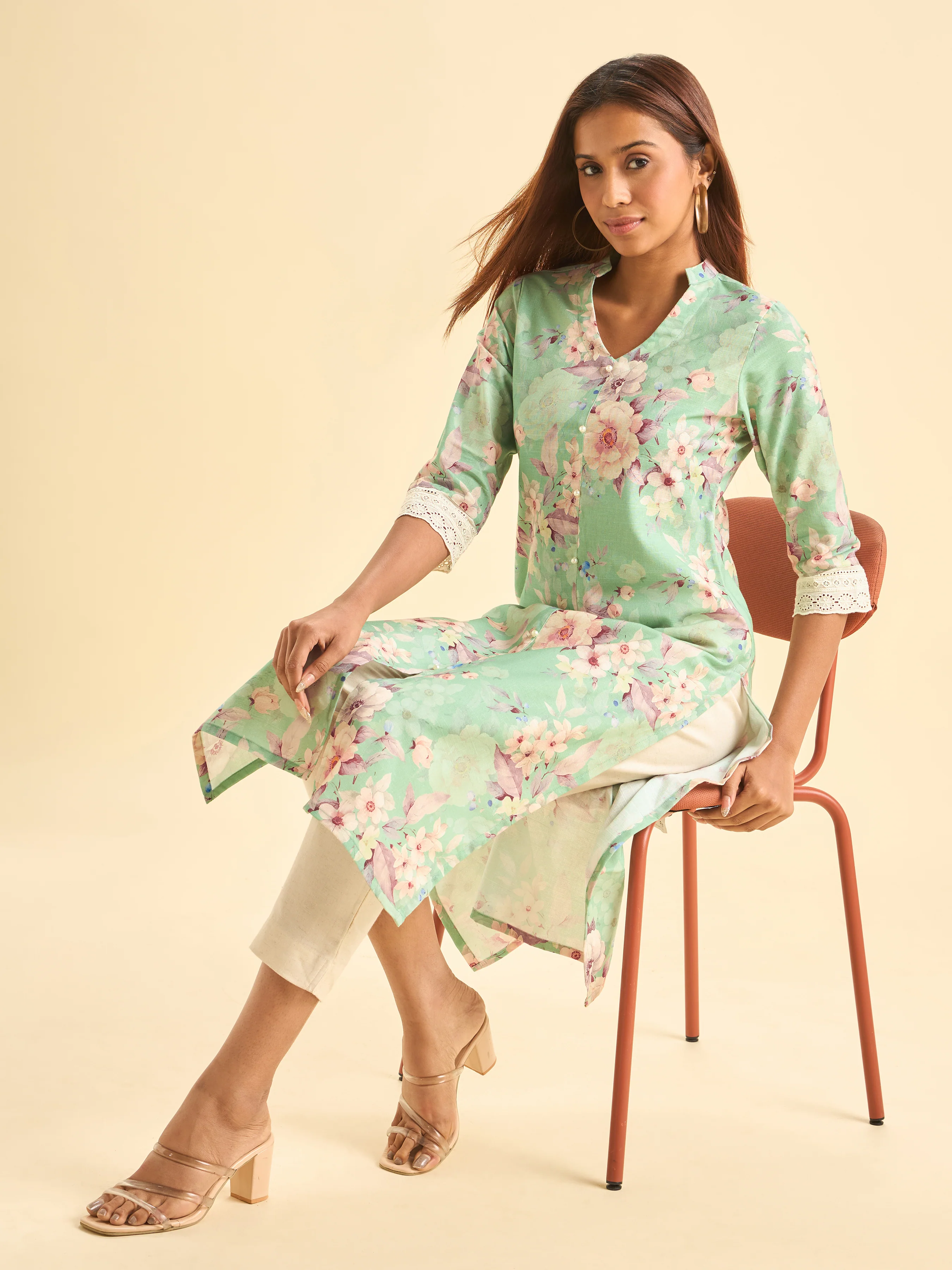 Mint Green Cotton Slub Slited Printed Kurti With Lace - Image 4