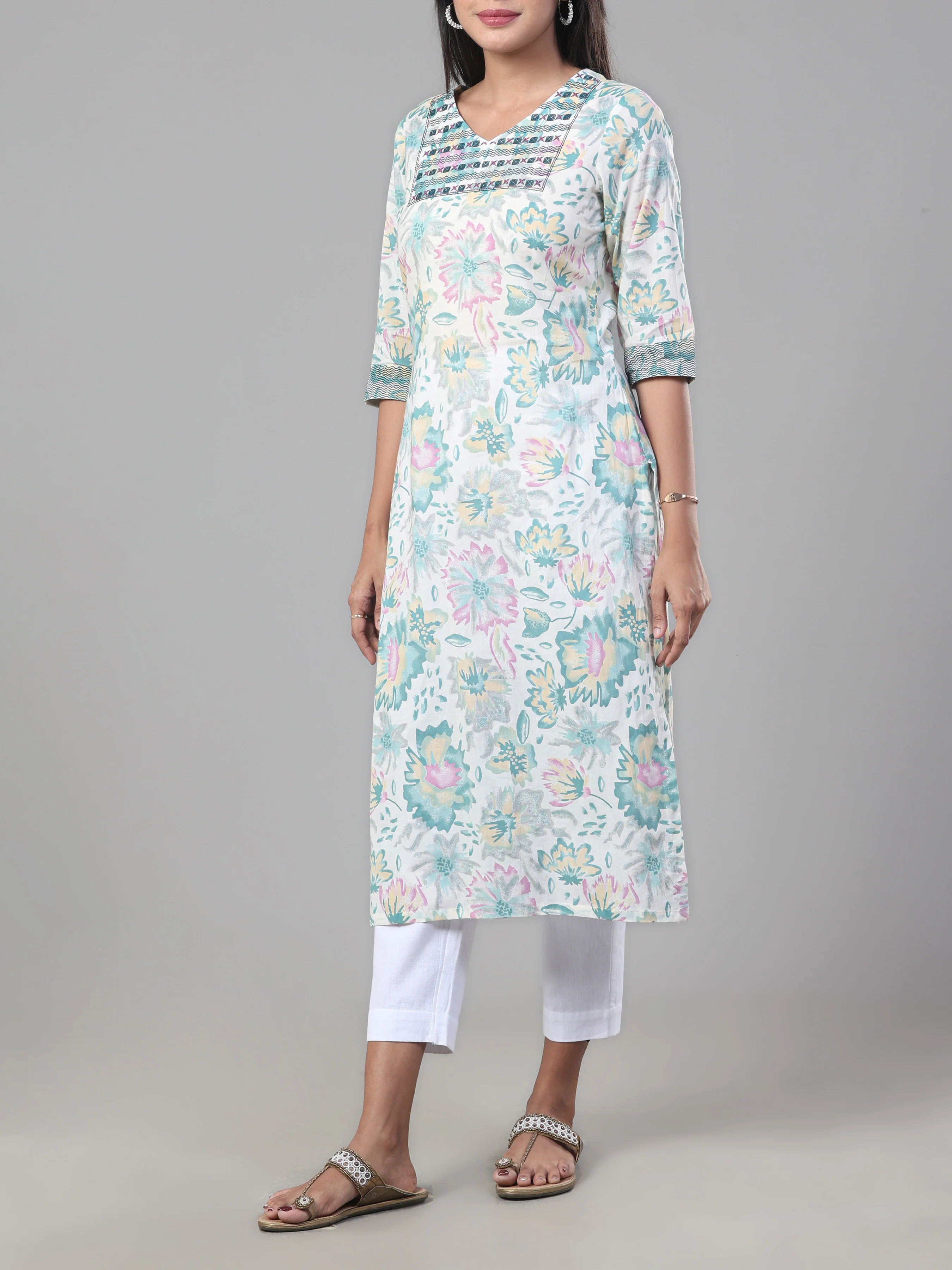 Multi Colour Pure Cotton Kurti With Embroidery - Image 3