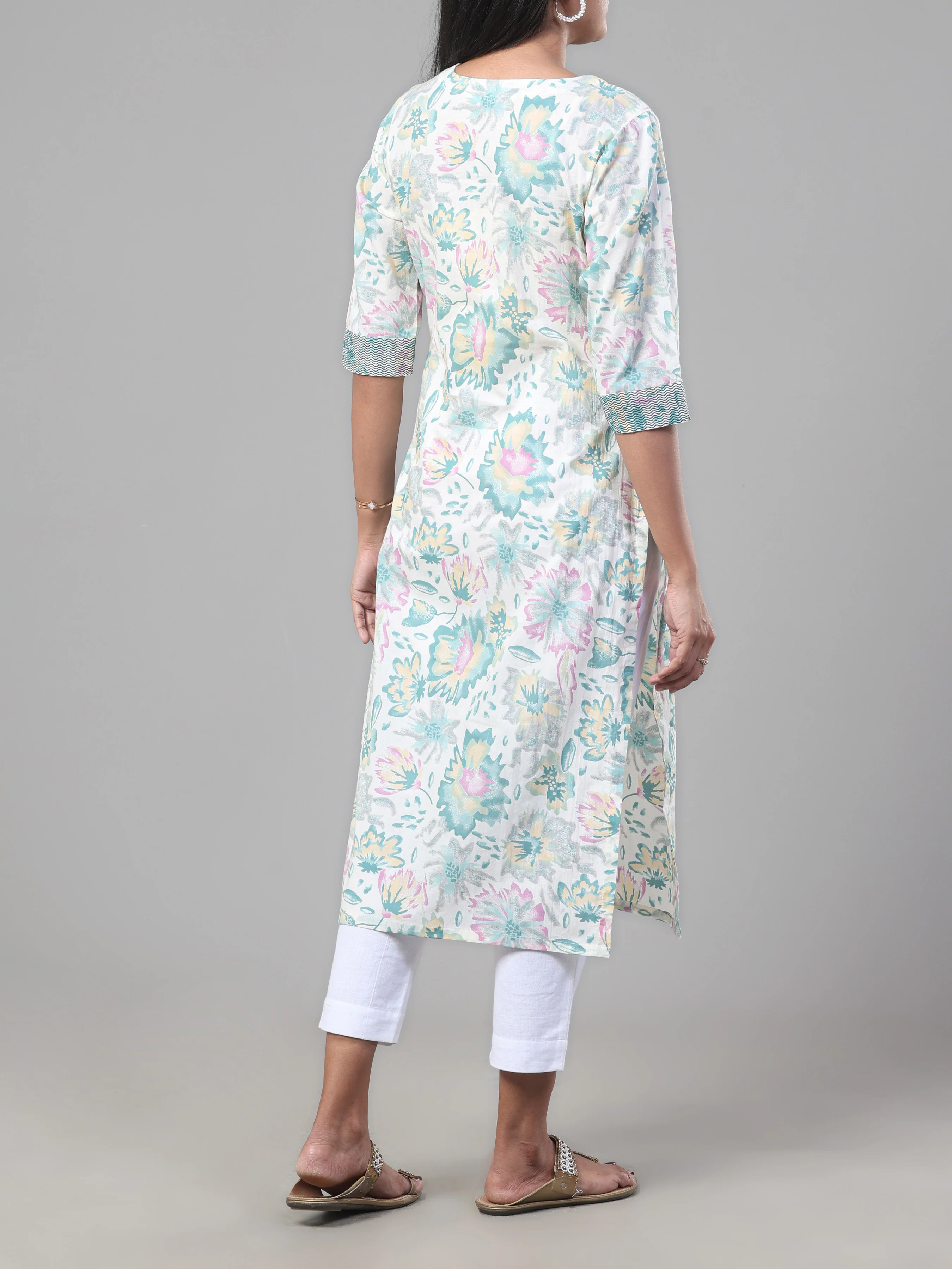 Multi Colour Pure Cotton Kurti With Embroidery - Image 5