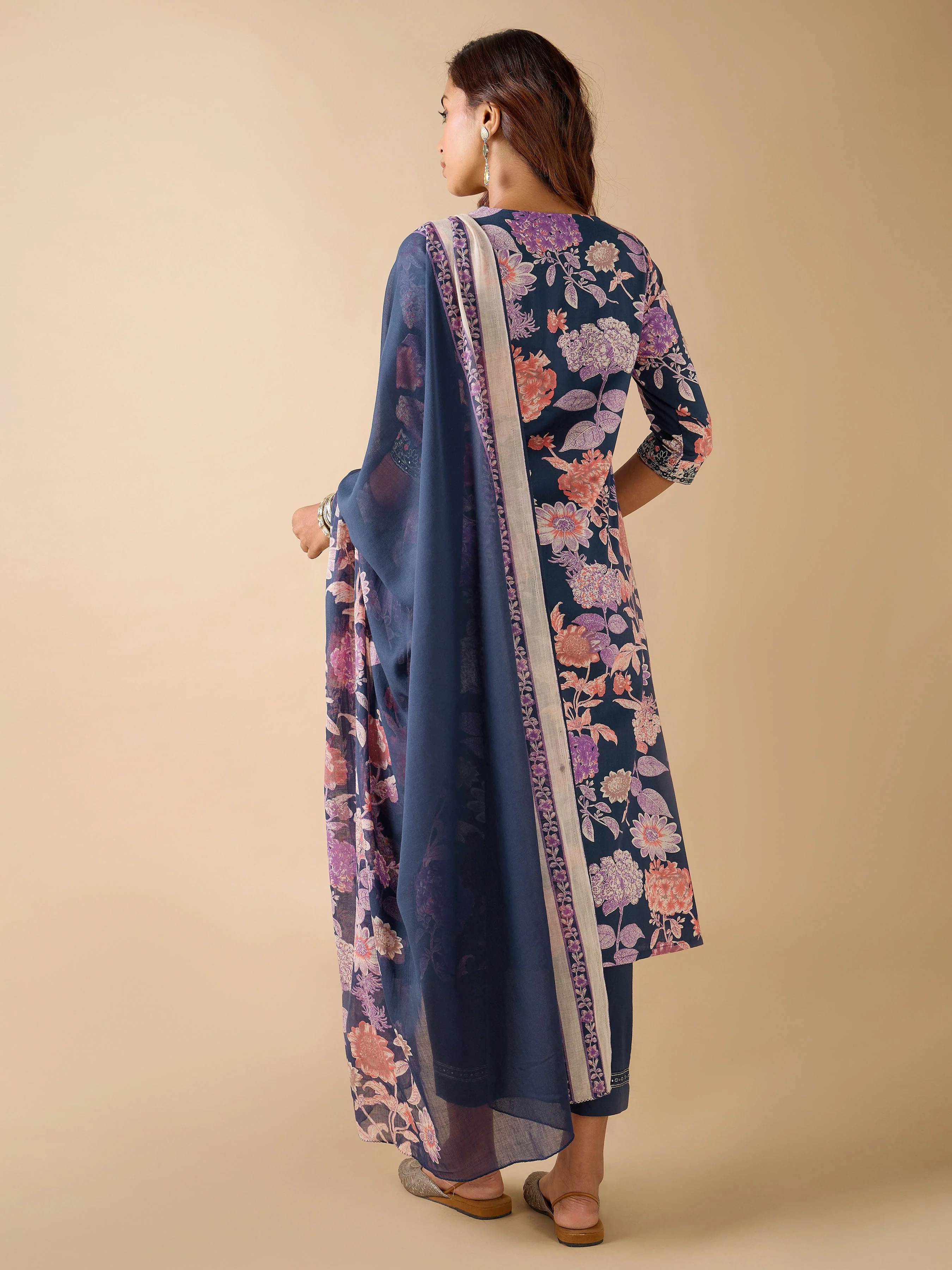Navy Blue Pure Cotton Floral Printed Kurti Set & Dupatta With Mirror Work - Image 4