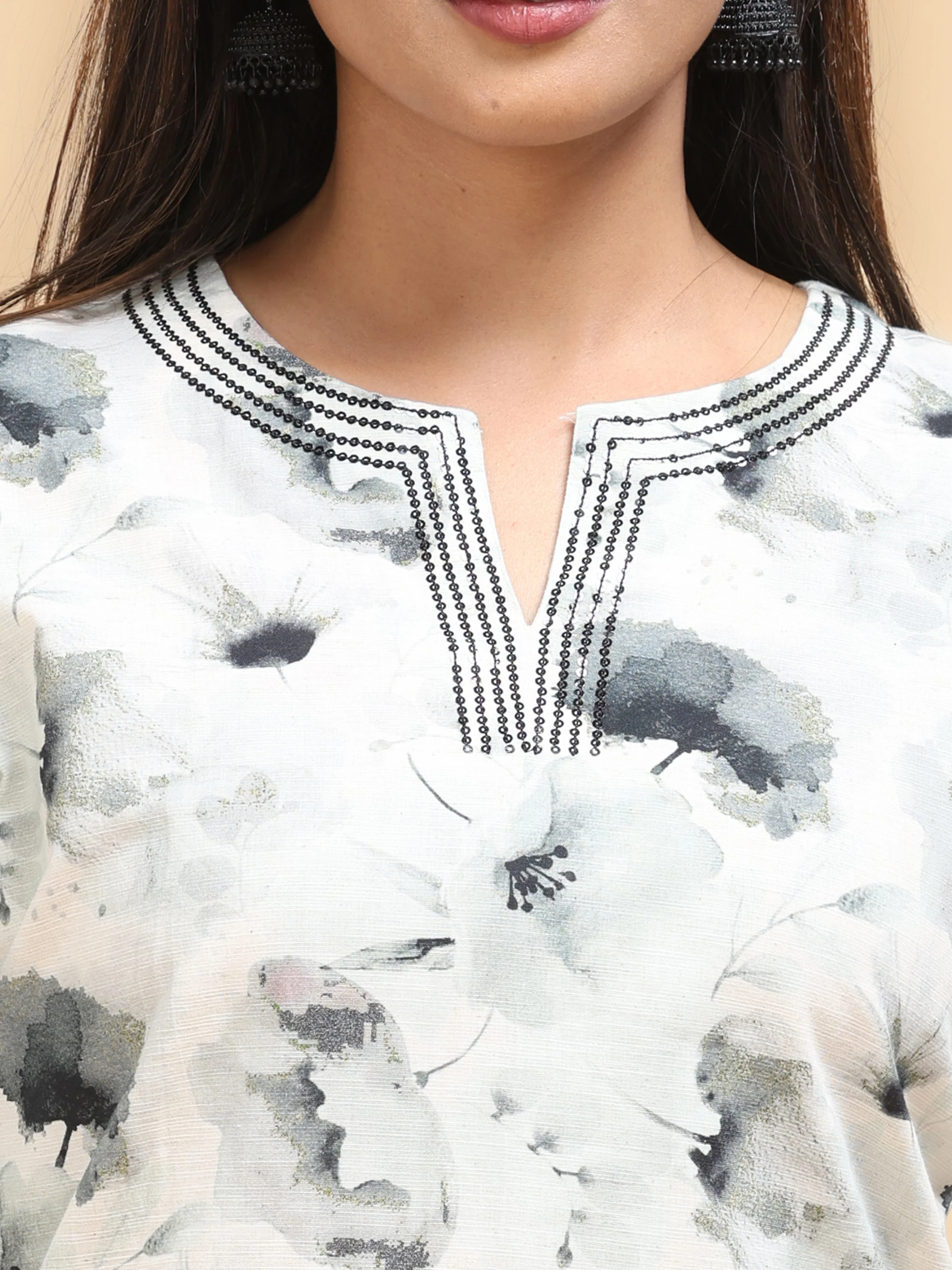 Off White Viscose Cotton Kurti With Digital Print - Image 2
