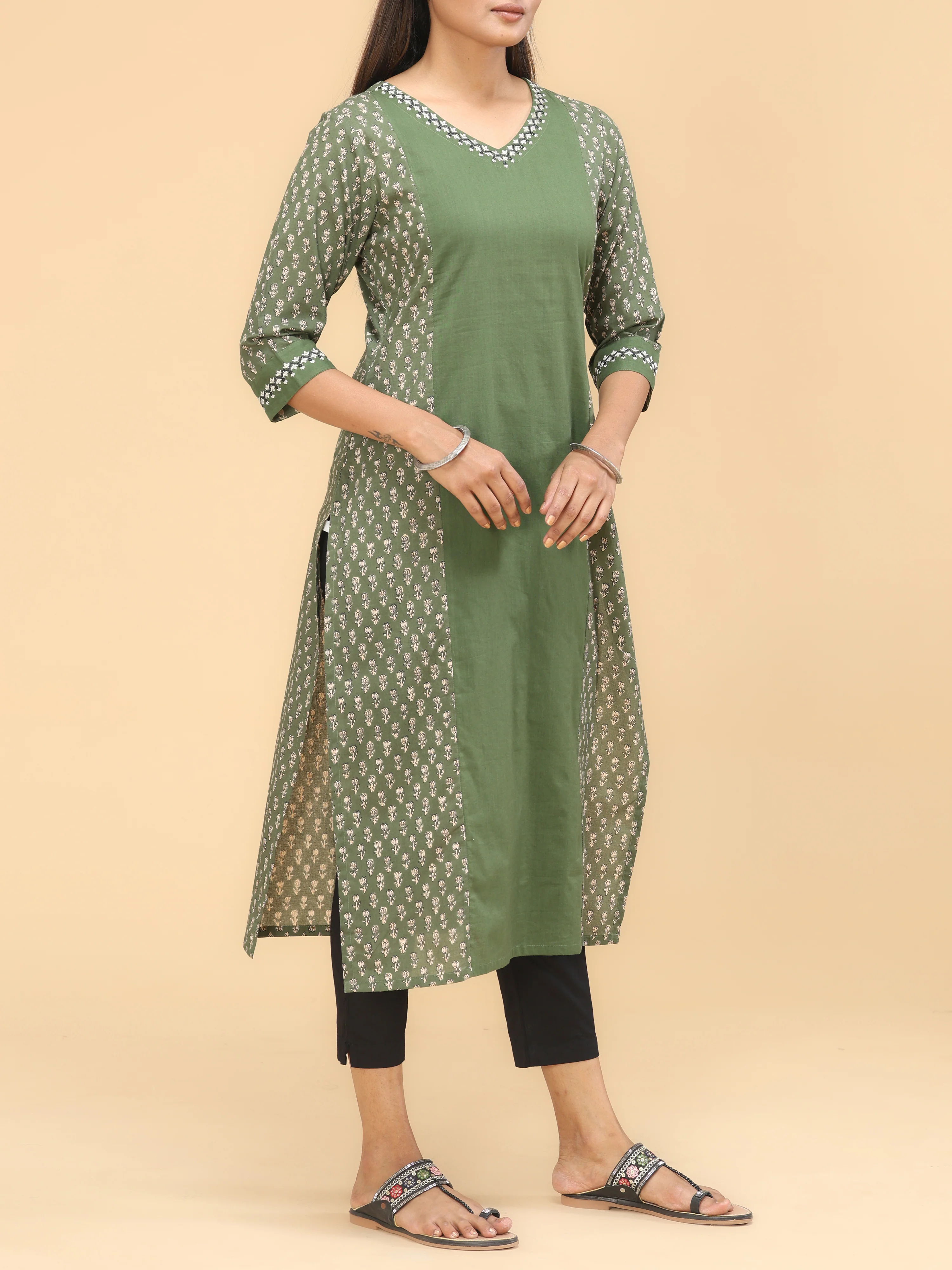 Olive Green Pure Cotton Printed Kurti With Embroidery - Image 4
