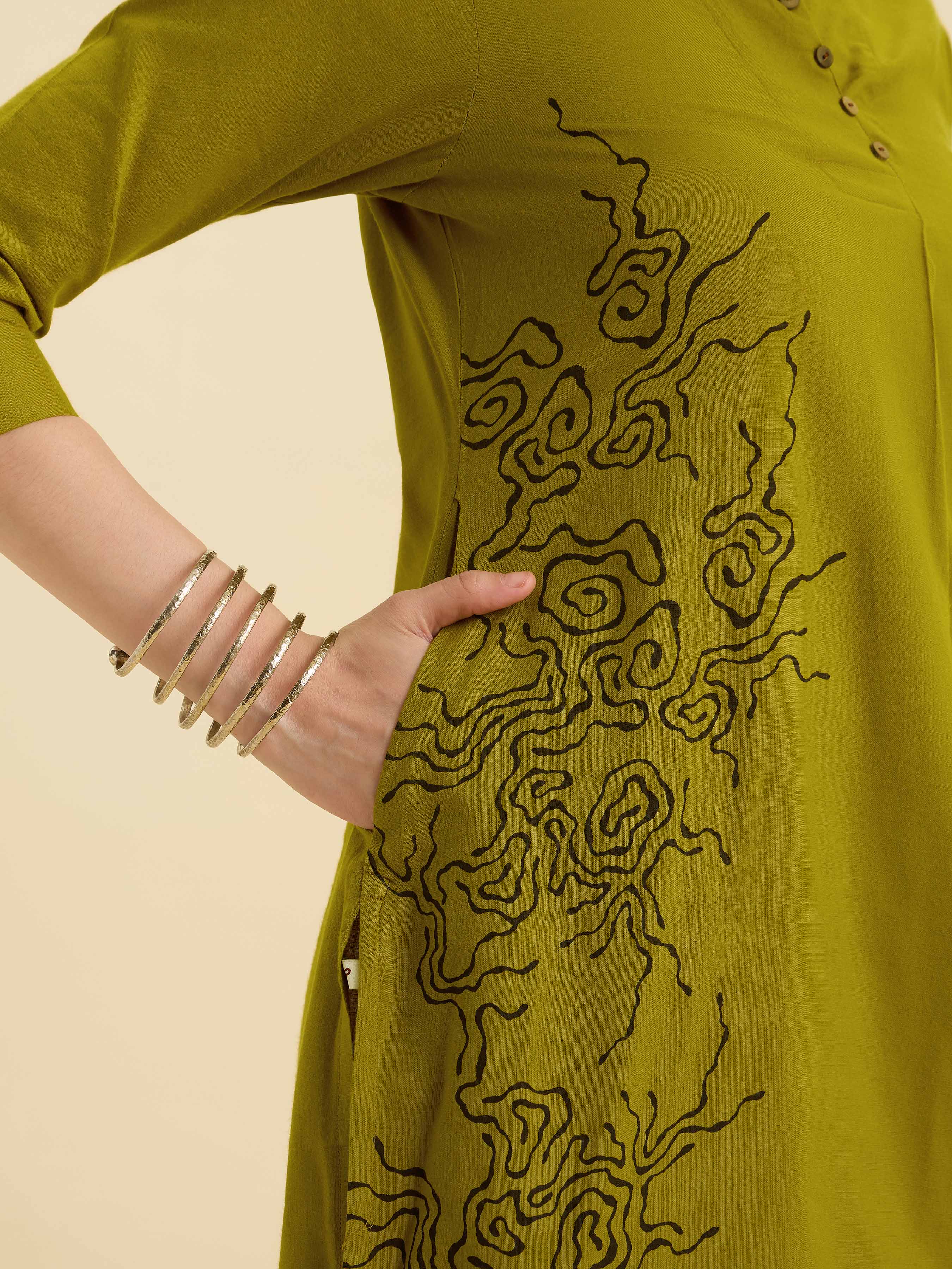 Olive Yellow Cotton Viscose Plain Slitted Kurti With Placement Print, Knife Pleats & Curved Hemline - Image 3