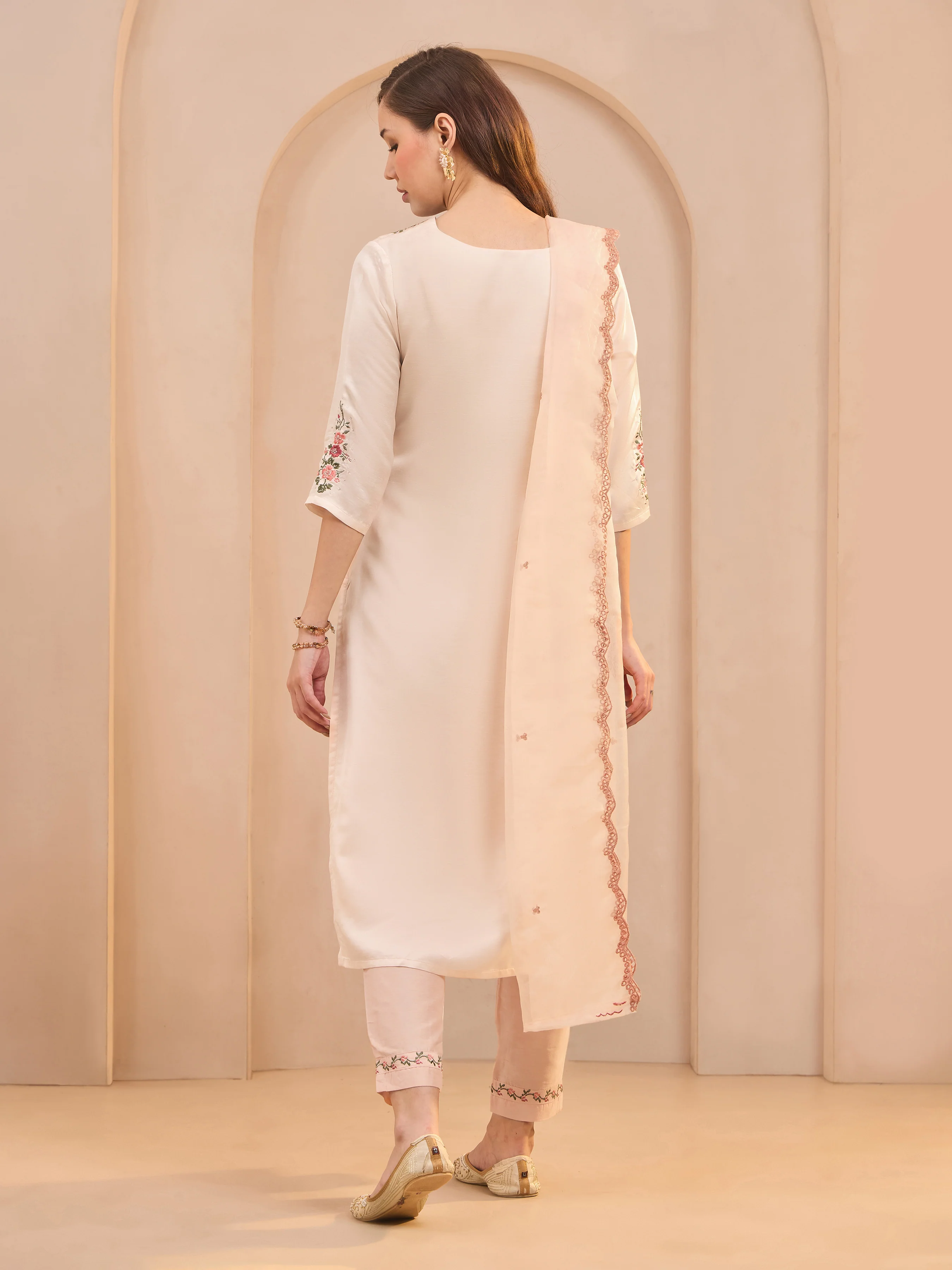 Peach Viscose Linen Kurti Set & Dupatta With Handwork Embroidery - Image 4