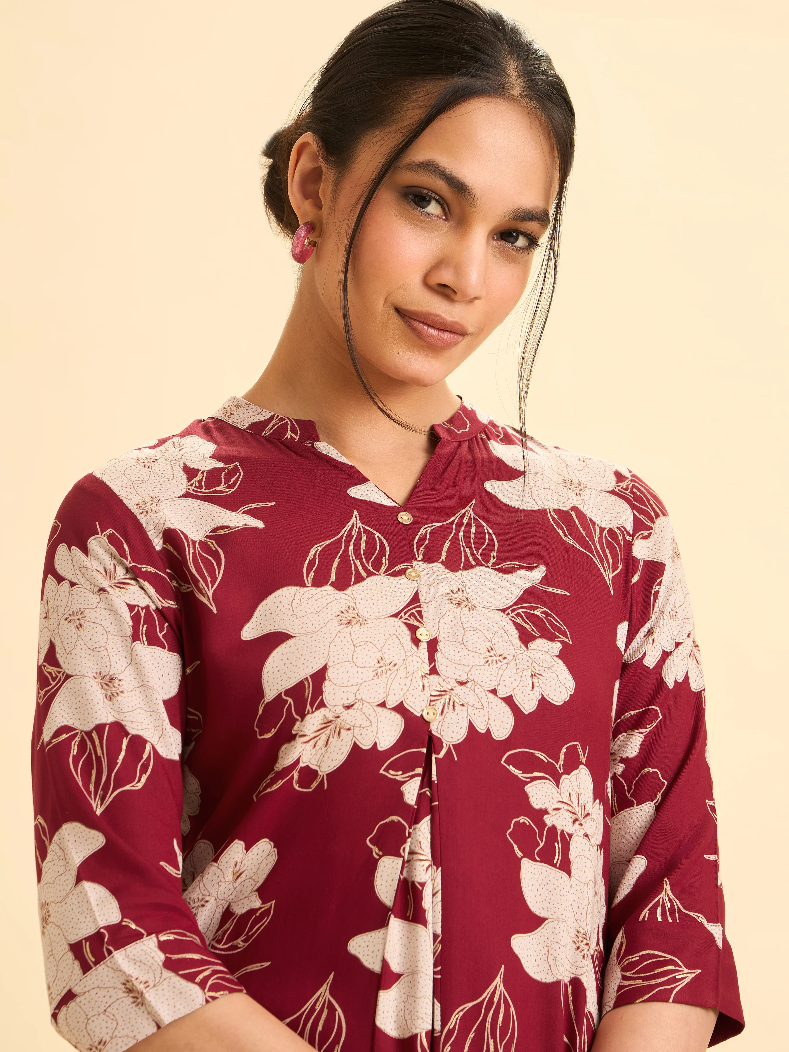 Red And Ivory Viscose Printed Flared Angrakha Kurti - Image 2