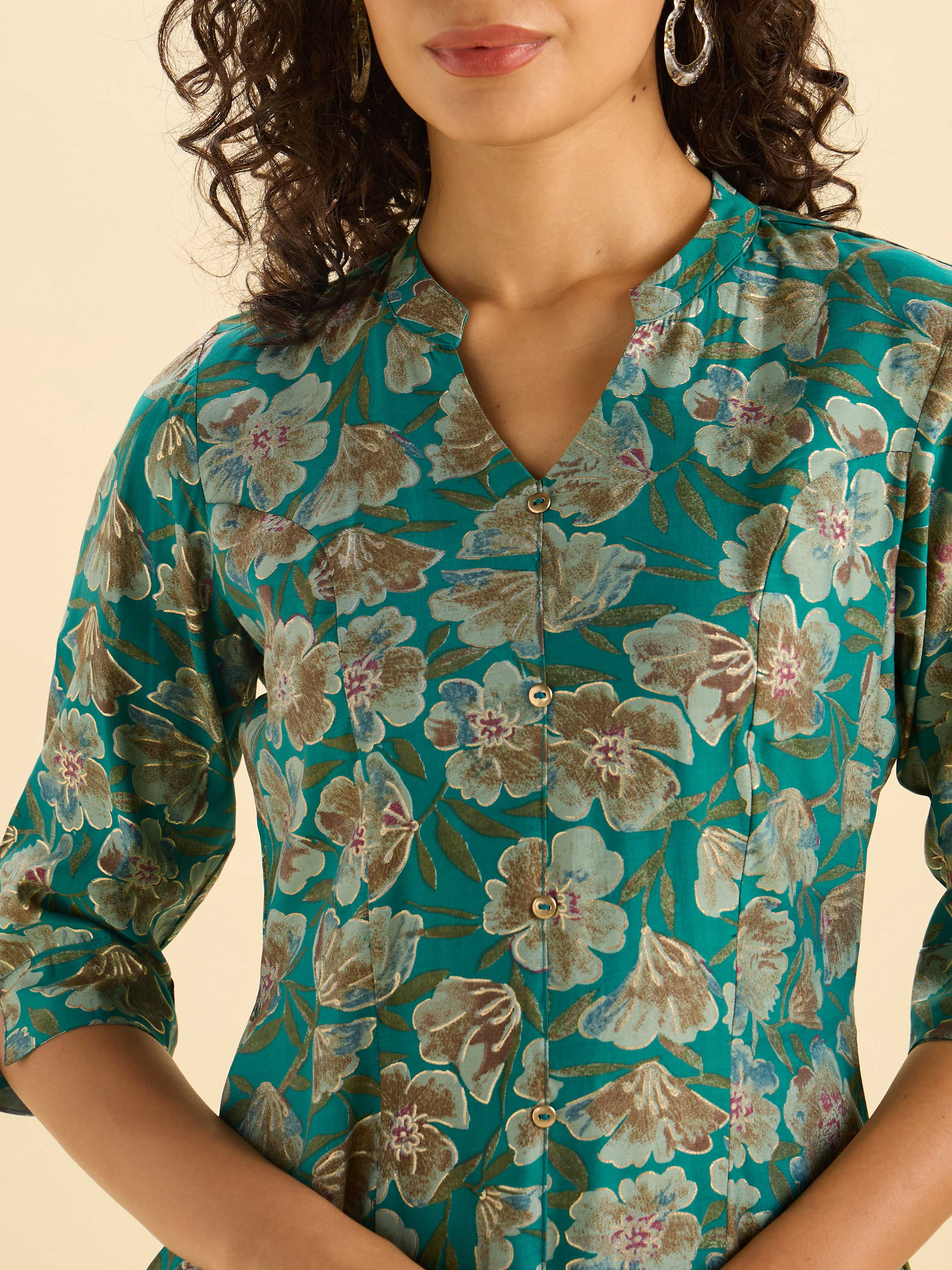 Sage Green Modal Chanderi Printed Slitted Kurti With Princess Cut - Image 2