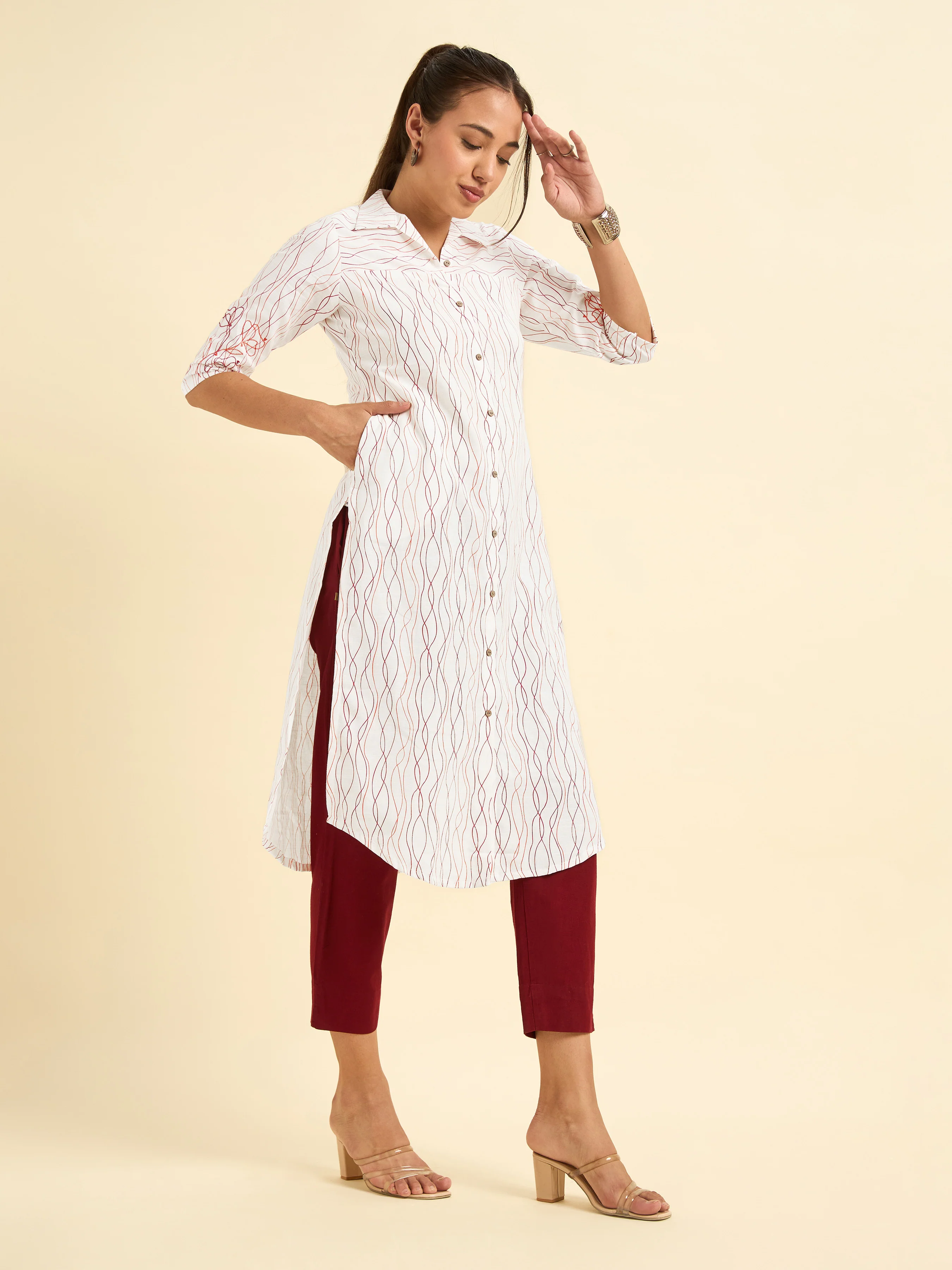 White Cotton Flax Slub Printed Slitted Kurti With Embroidery - Image 5