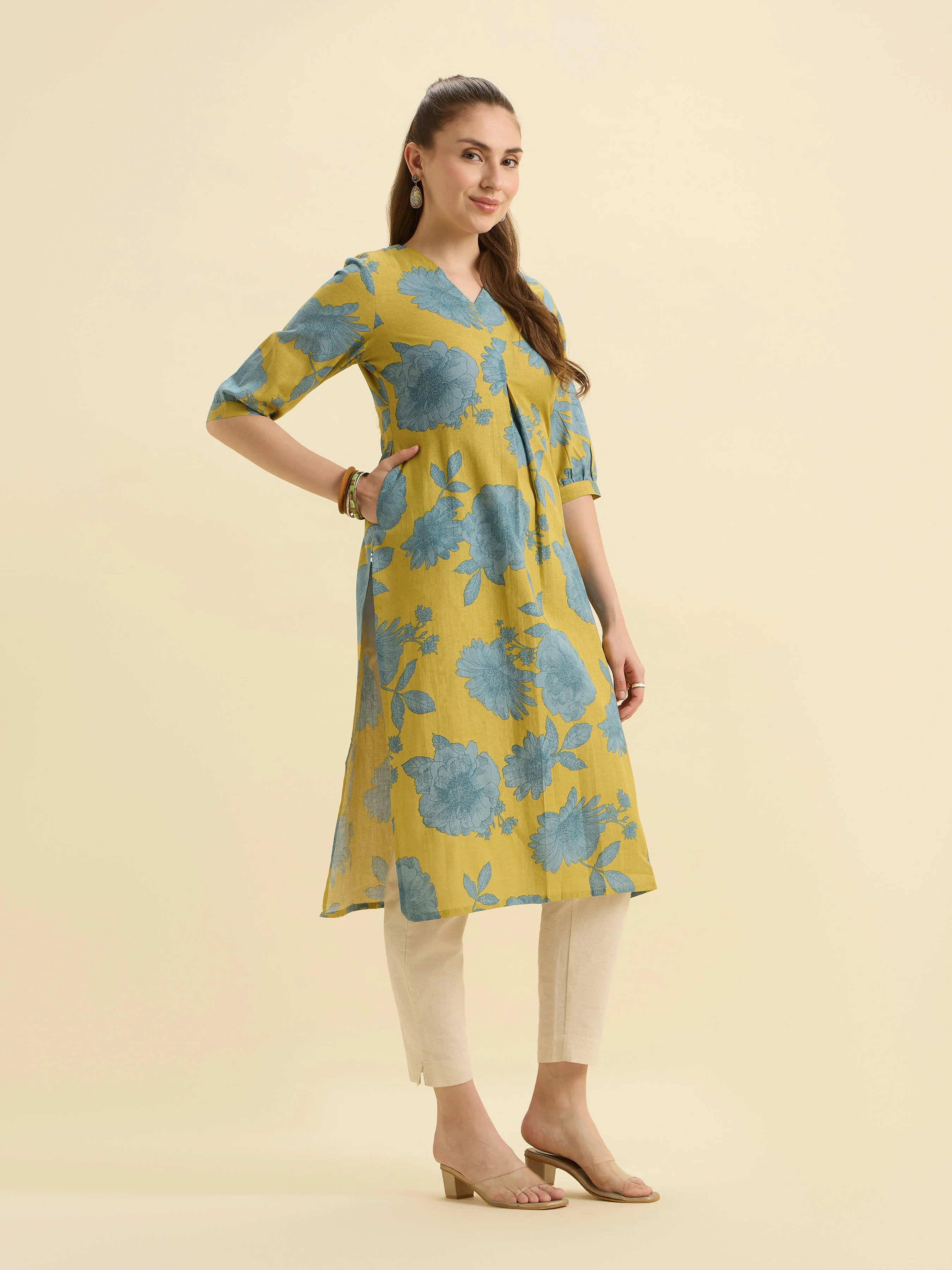 Yellow Blue Cotton Flax Printed Slitted Kurti With Box Pleat - Image 5